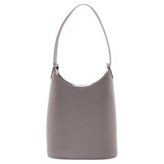Sac à bandoulière Louis Vuitton « Verseau » en cuir Epi vintage