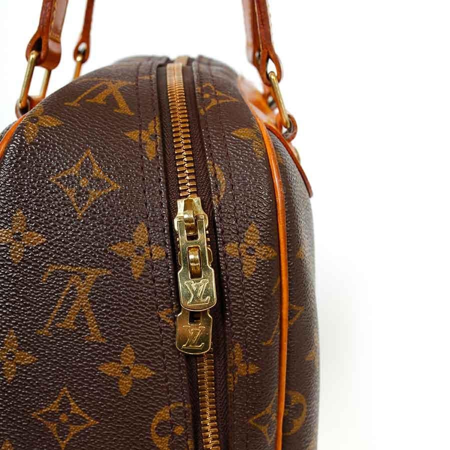 LOUIS VUITTON Vintage 'Excursion' Bag in Brown Monogram Canvas and Leather 1
