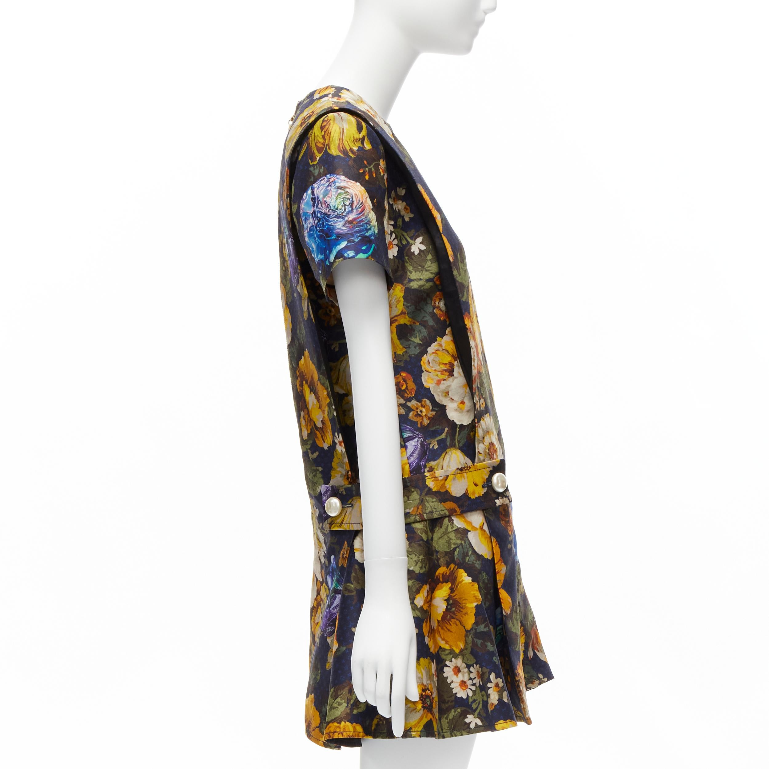 LOUIS VUITTON Vintage Flowers LV monogram wool pearl button flared dress FR34 XS In Excellent Condition For Sale In Hong Kong, NT