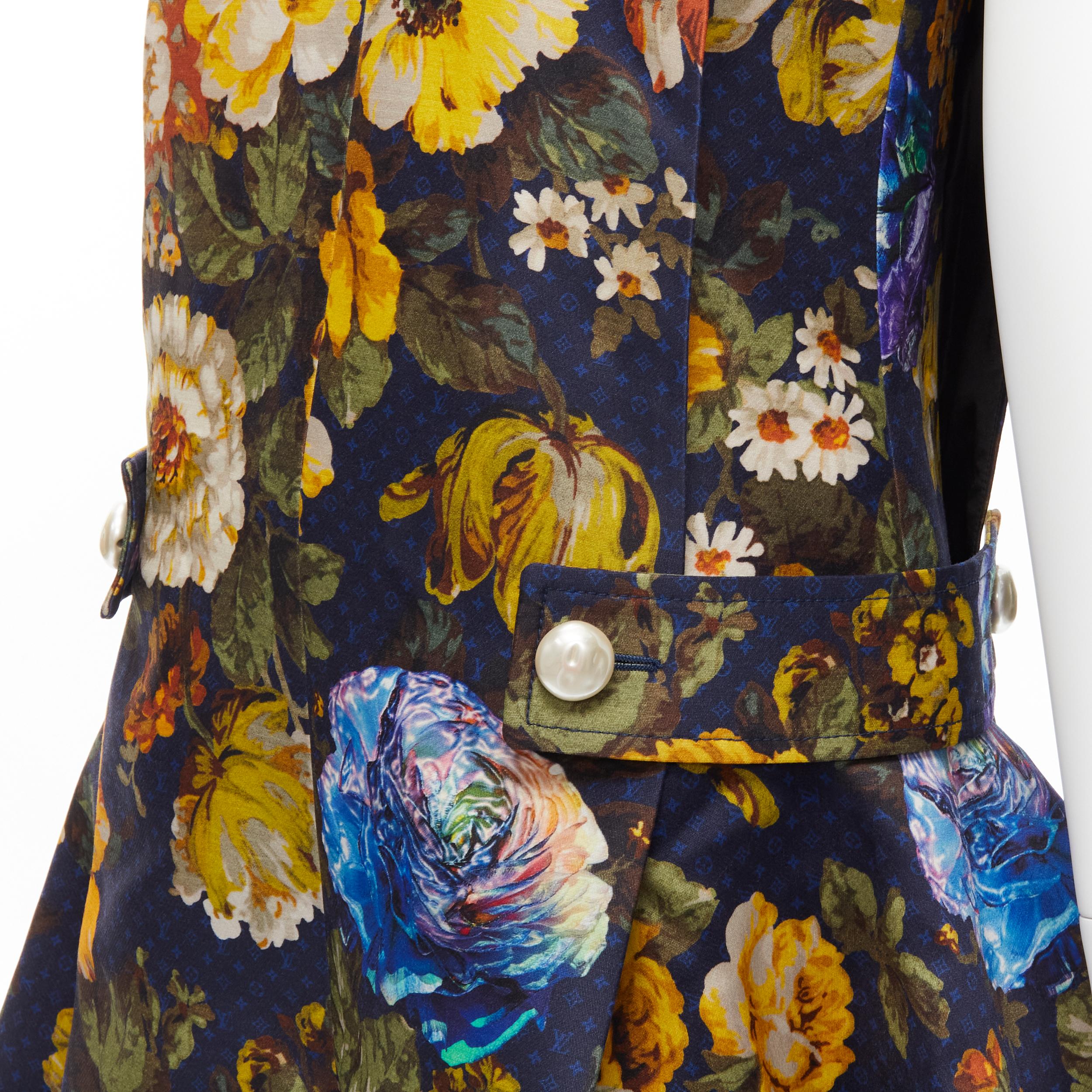 LOUIS VUITTON Vintage Flowers LV monogram wool pearl button flared dress FR34 XS For Sale 3