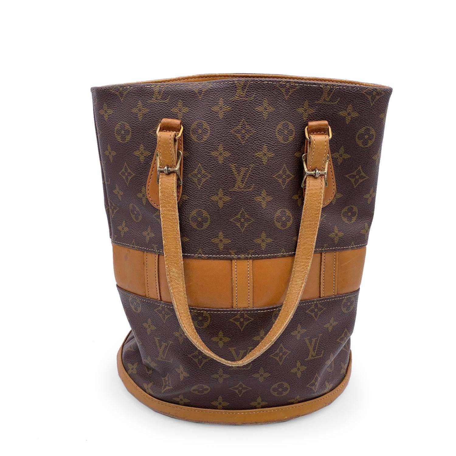 Louis Vuitton Vintage French Co. Made in USA Monogram Large Bucket Bag In Good Condition In Rome, Rome