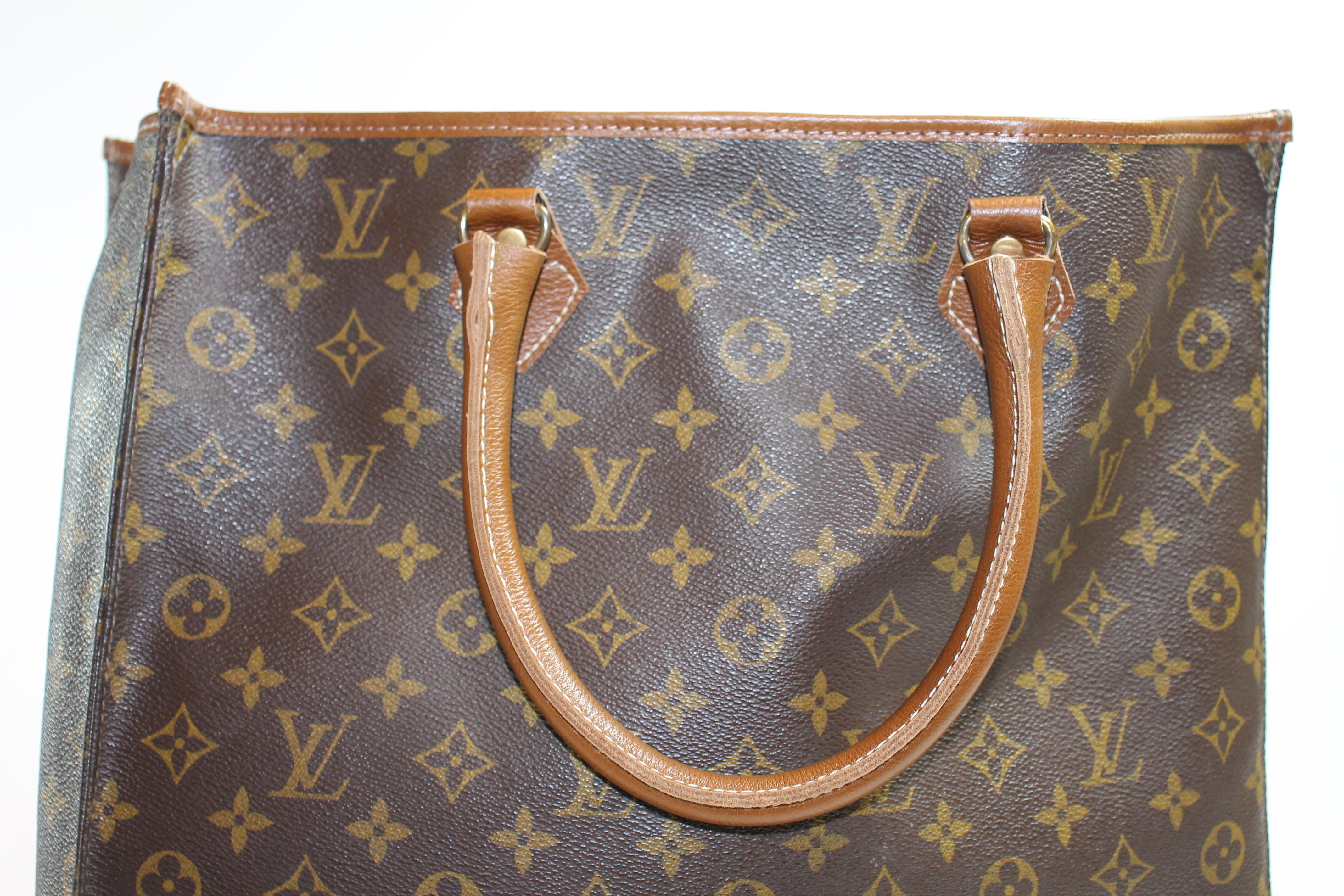 Women's or Men's Louis Vuitton Vintage French Company Handle Bag For Sale