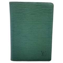 Louis Vuitton Portefeuille à doublure vintage en cuir épi vert