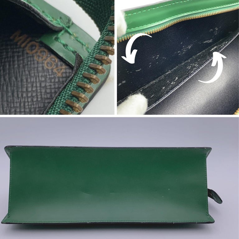 Auth Louis Vuitton Epi Sac Triangle Sac Triangle M52094 Handbag Borneo Green