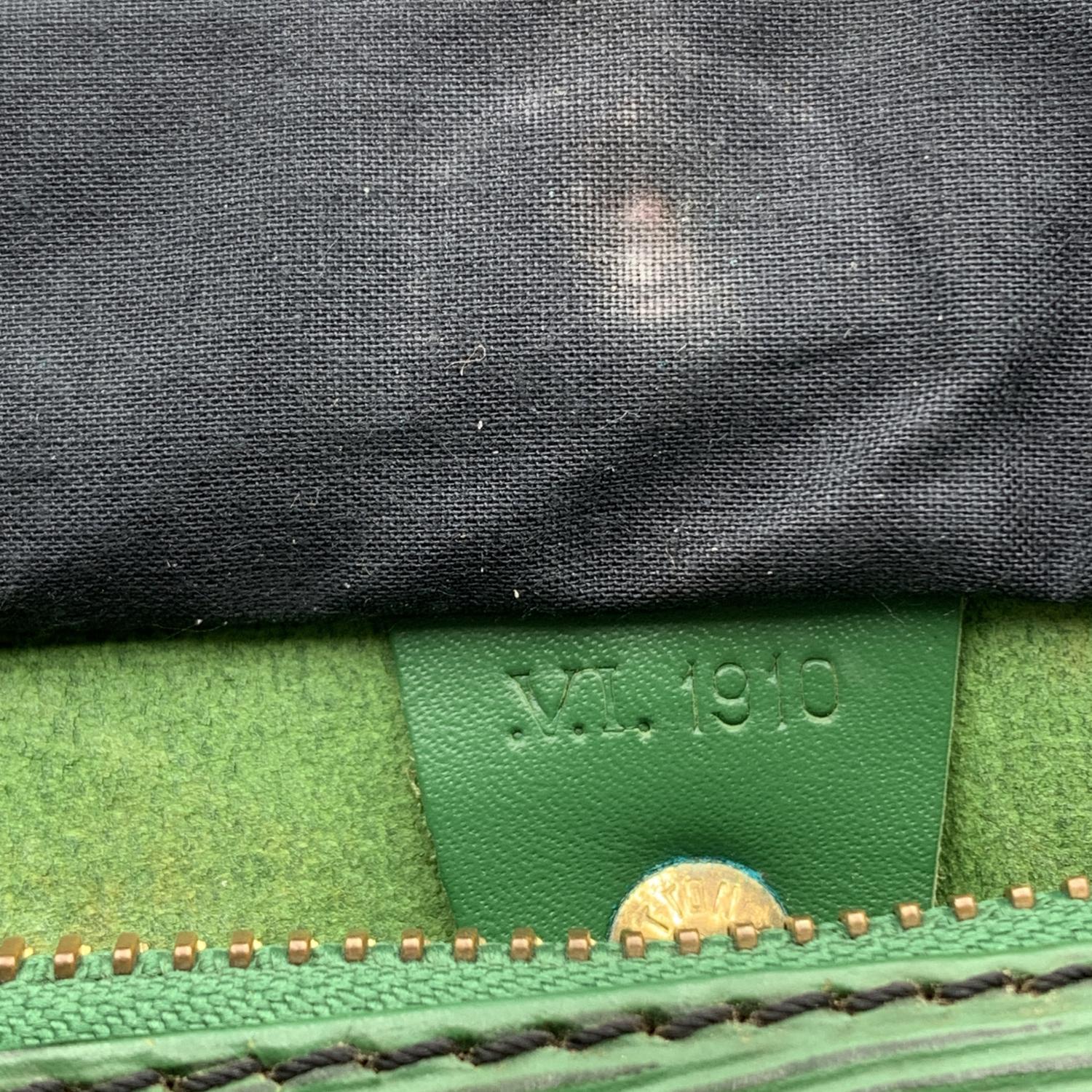 Louis Vuitton Vintage Green Epi Leather Speedy 35 Boston Bag Handbag 6