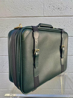 Louis Vuitton Vintage Green Taiga Leather Suitcase 53cm