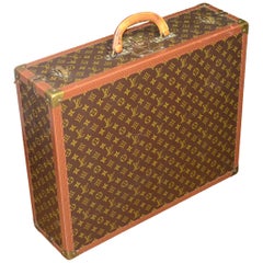 Louis Vuitton, valise rigide vintage de 60 cm avec monogramme