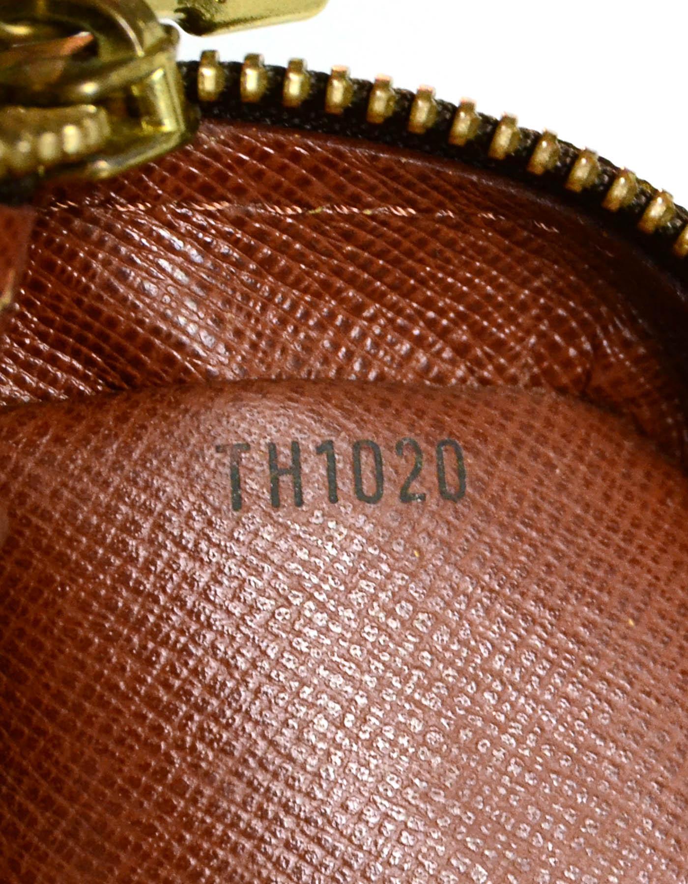 Women's or Men's Louis Vuitton Vintage Monogram Amazone Camera Crossbody Bag