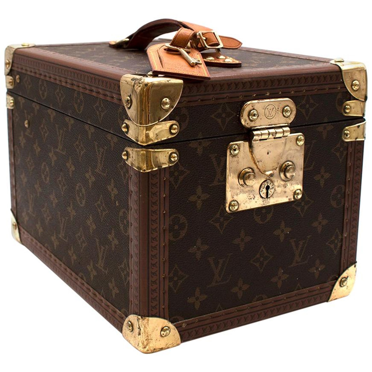 Louis Vuitton Vanity Trunk - 2 For Sale on 1stDibs