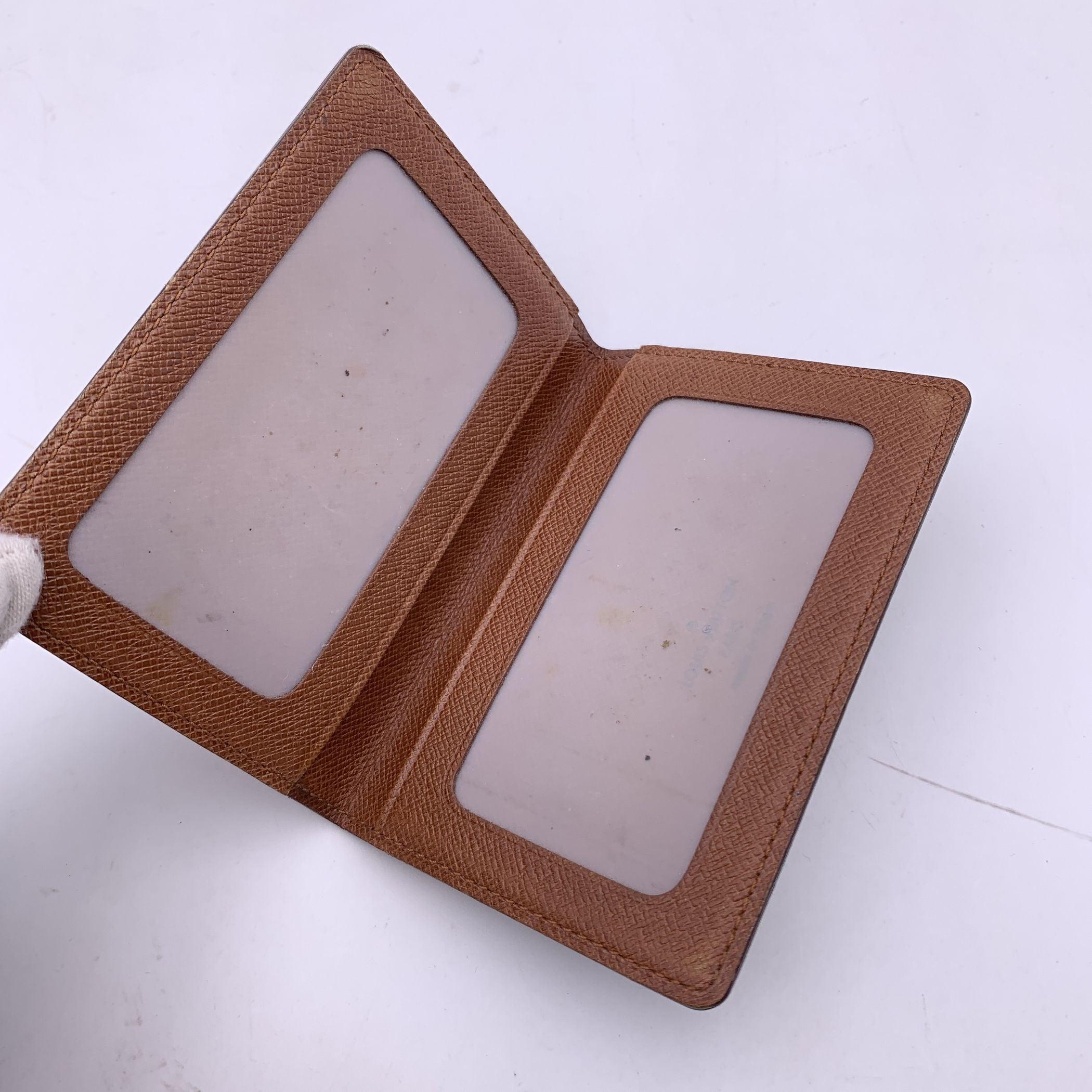 Women's or Men's Louis Vuitton Vintage Monogram Bifold Wallet ID Document Holder