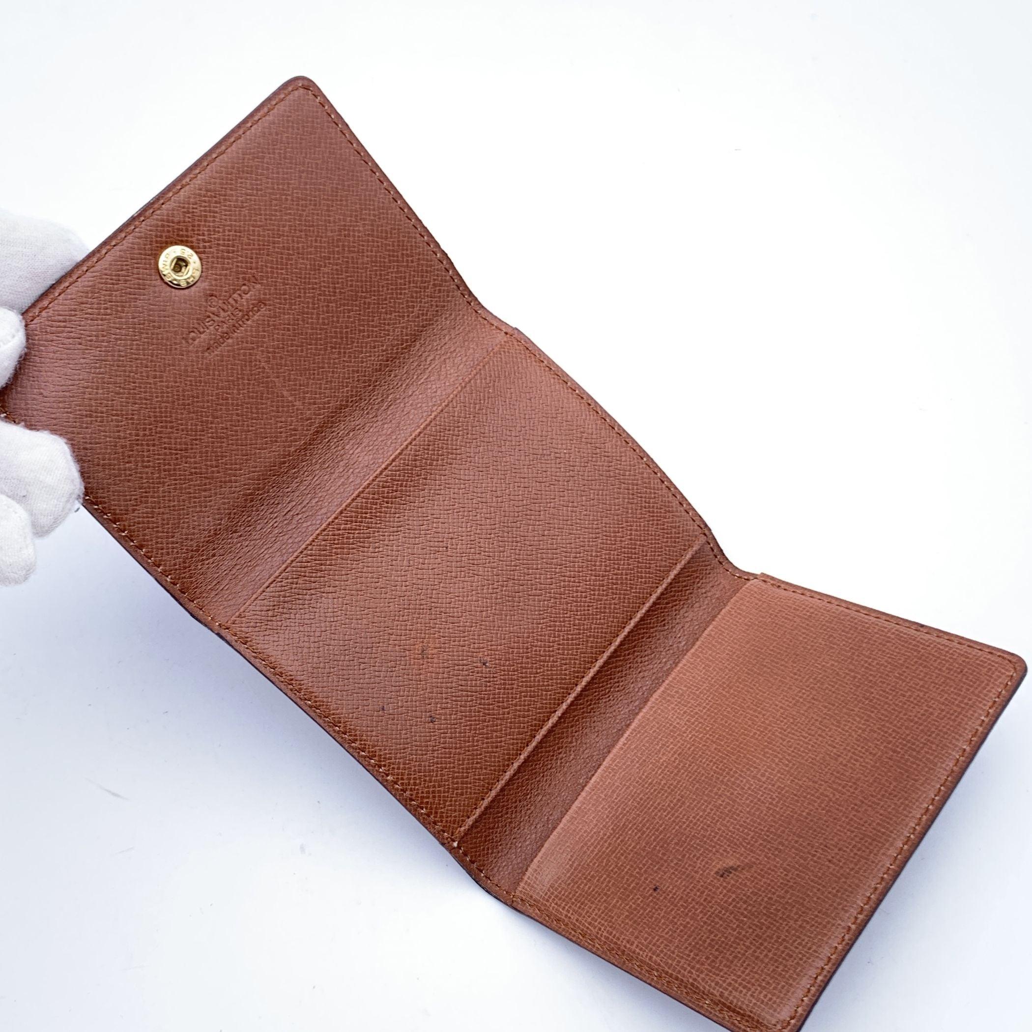 Women's or Men's Louis Vuitton Vintage Monogram Brown Canvas Card Holder Wallet