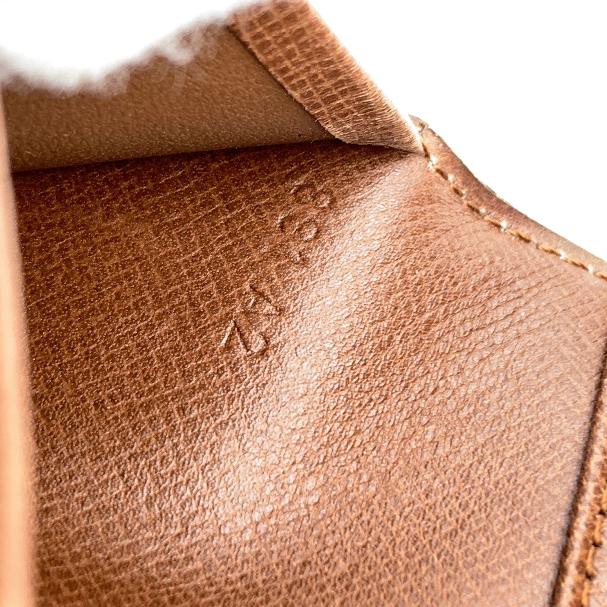 Louis Vuitton Vintage Monogram Brown Canvas Card Holder Wallet 1