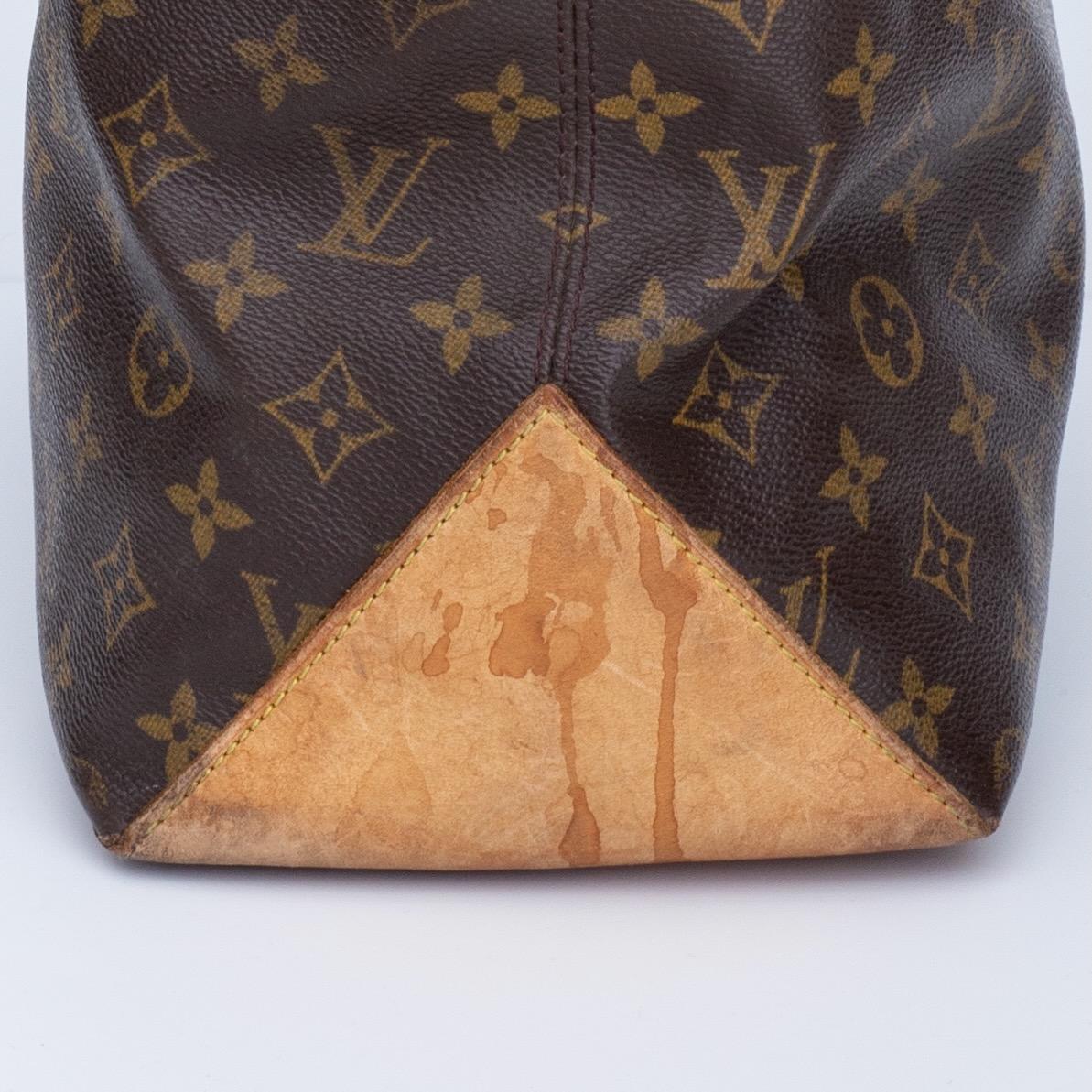 Louis Vuitton Vintage Monogram Cabas Mezzo Alto Tote Bag (2001) GM For Sale 5