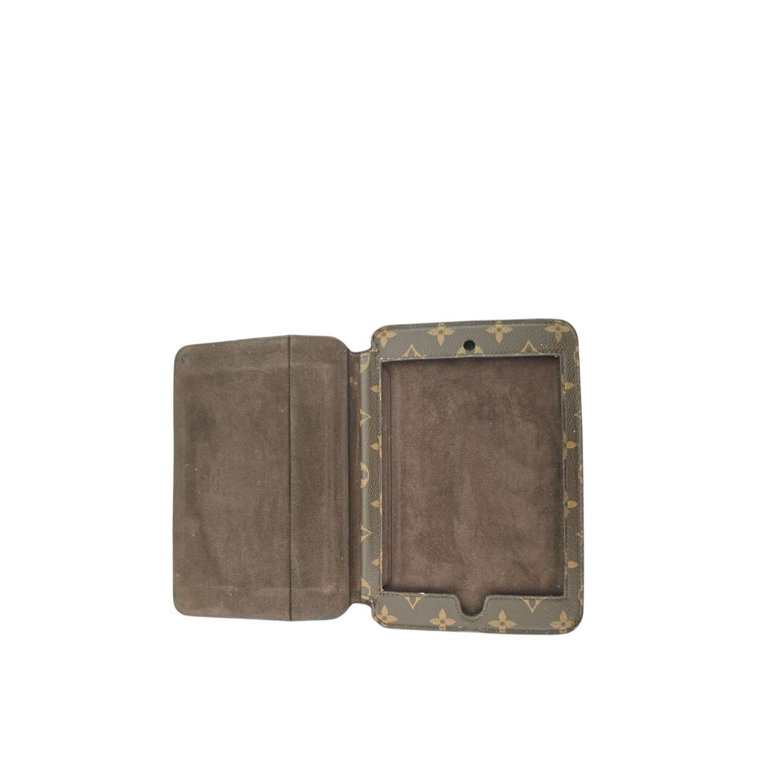 Funda folio de lona con monograma vintage Louis Vuitton para iPad Mini en venta 1
