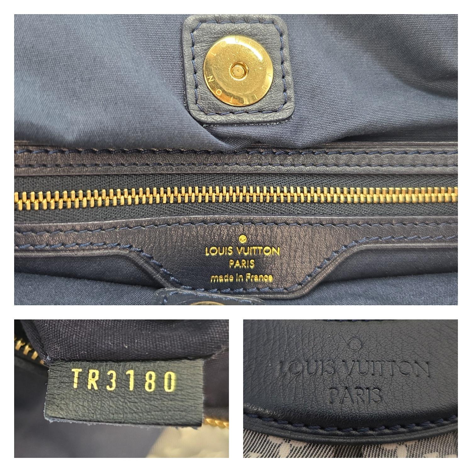 Louis Vuitton Vintage Monogram Canvas Idylle Fantaisie Hobo Bag For Sale 3