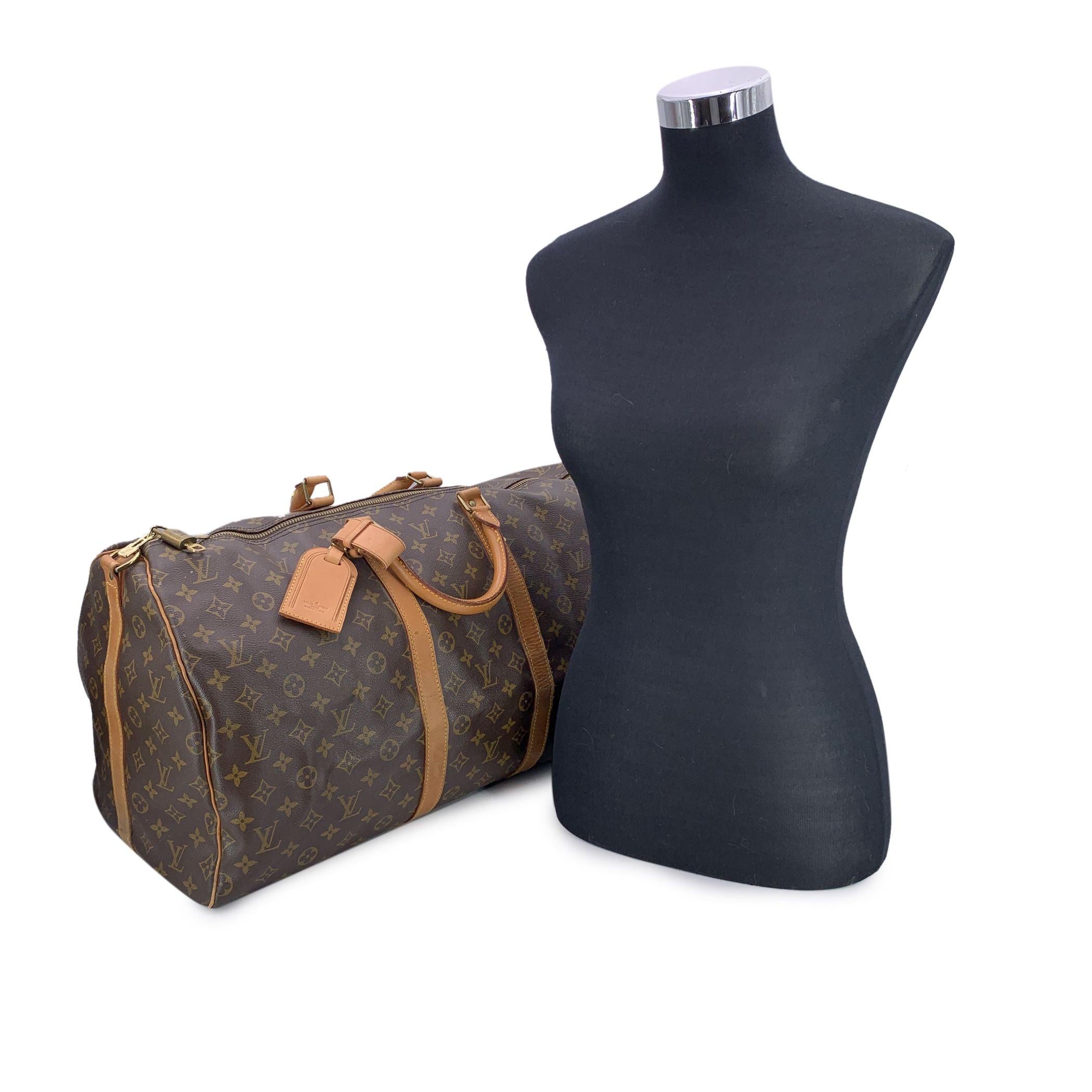 Embark on your next adventure with the Louis Vuitton Keepall 55, a quintessential travel bag that effortlessly blends timeless luxury with ultimate functionality. Crafted from Louis Vuitton's iconic monogram canvas, this bag is beautifully