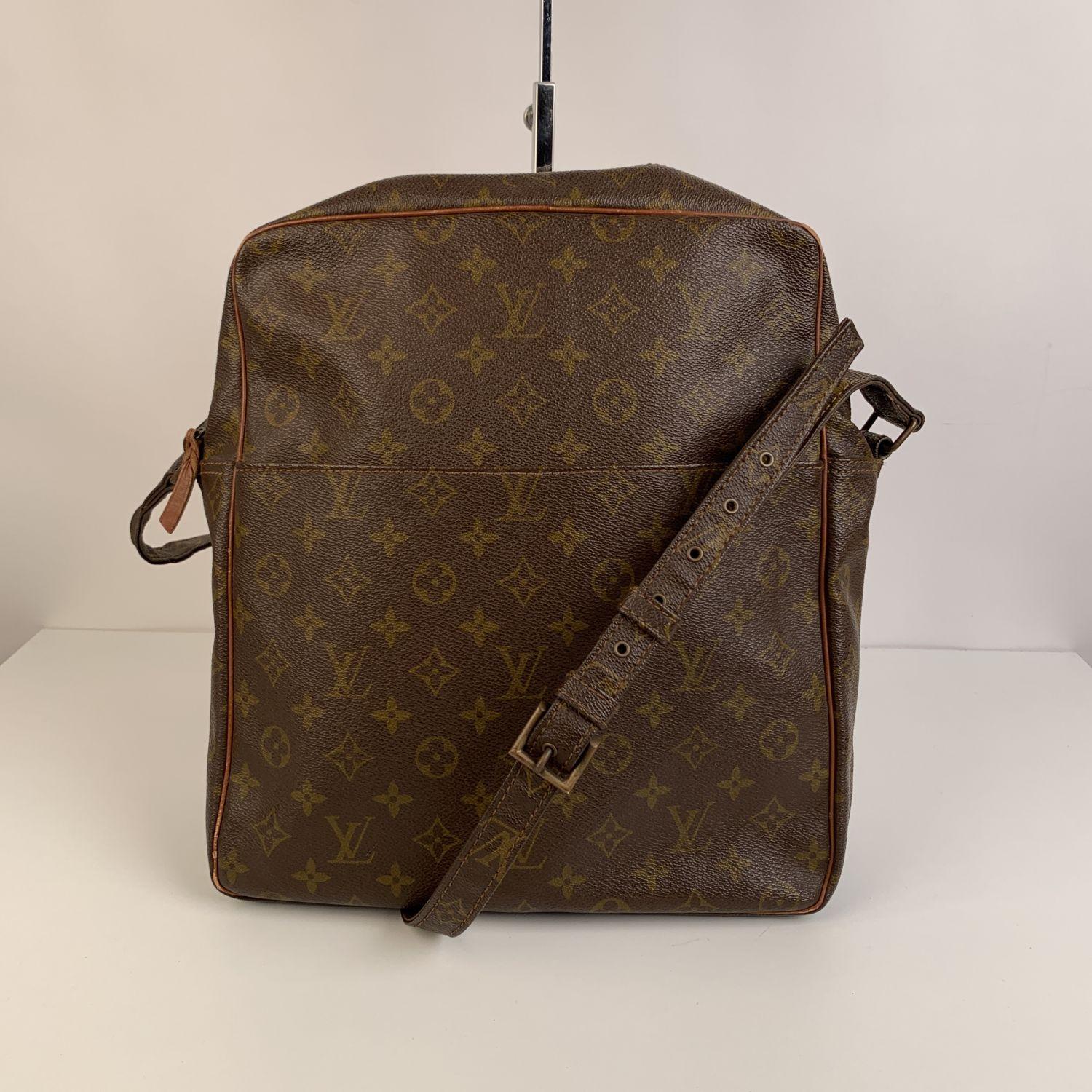 This beautiful Bag will come with a Certificate of Authenticity provided by Entrupy, leading International Fashion Authenticators. The certificate will be provided at no further cost.

LOUIS VUITTON Vintage monogram canvas Marceau GM crafted in