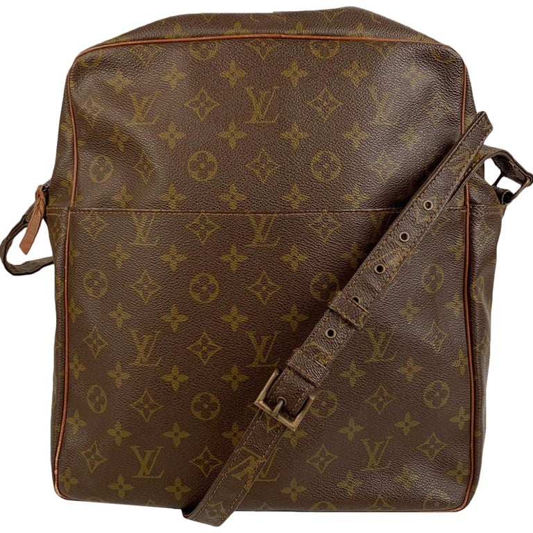 Authentic Louis Vuitton Monogram Marceau Shoulder Cross Body Bag Old Model  J5196