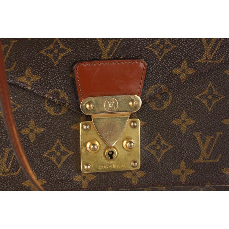 Louis Vuitton Vintage Monogram Canvas Monceau 28 Messenger Bag For Sale at 1stdibs