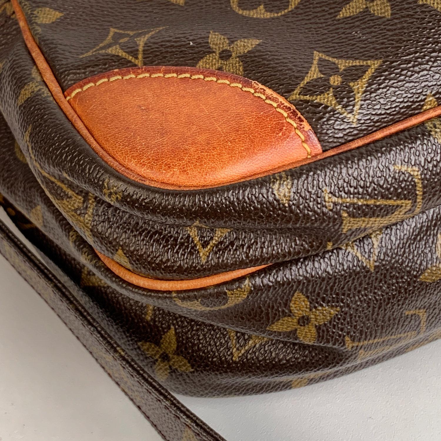 louis vuitton messenger bag vintage