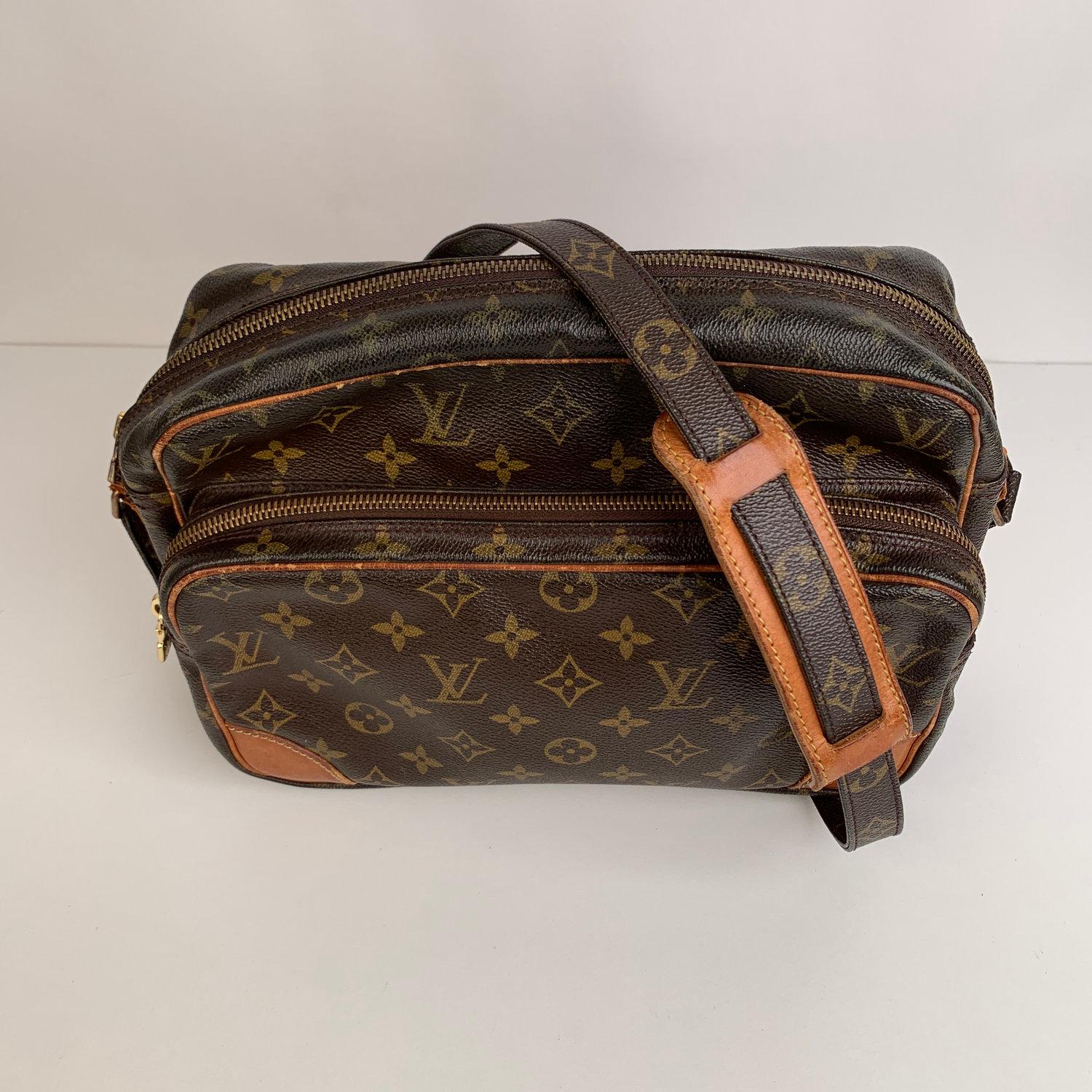 lv vintage messenger bag