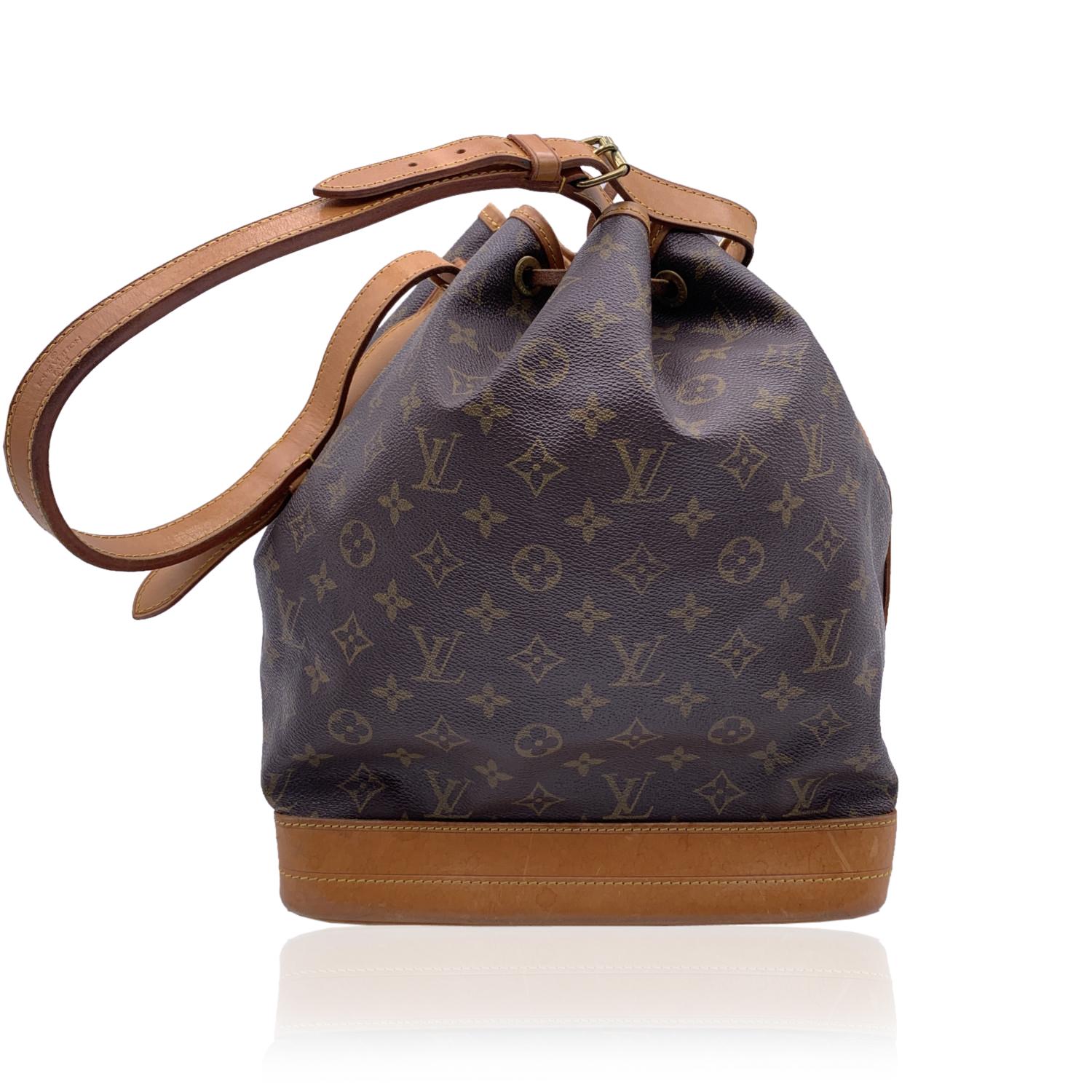 lv bucket shoulder bag