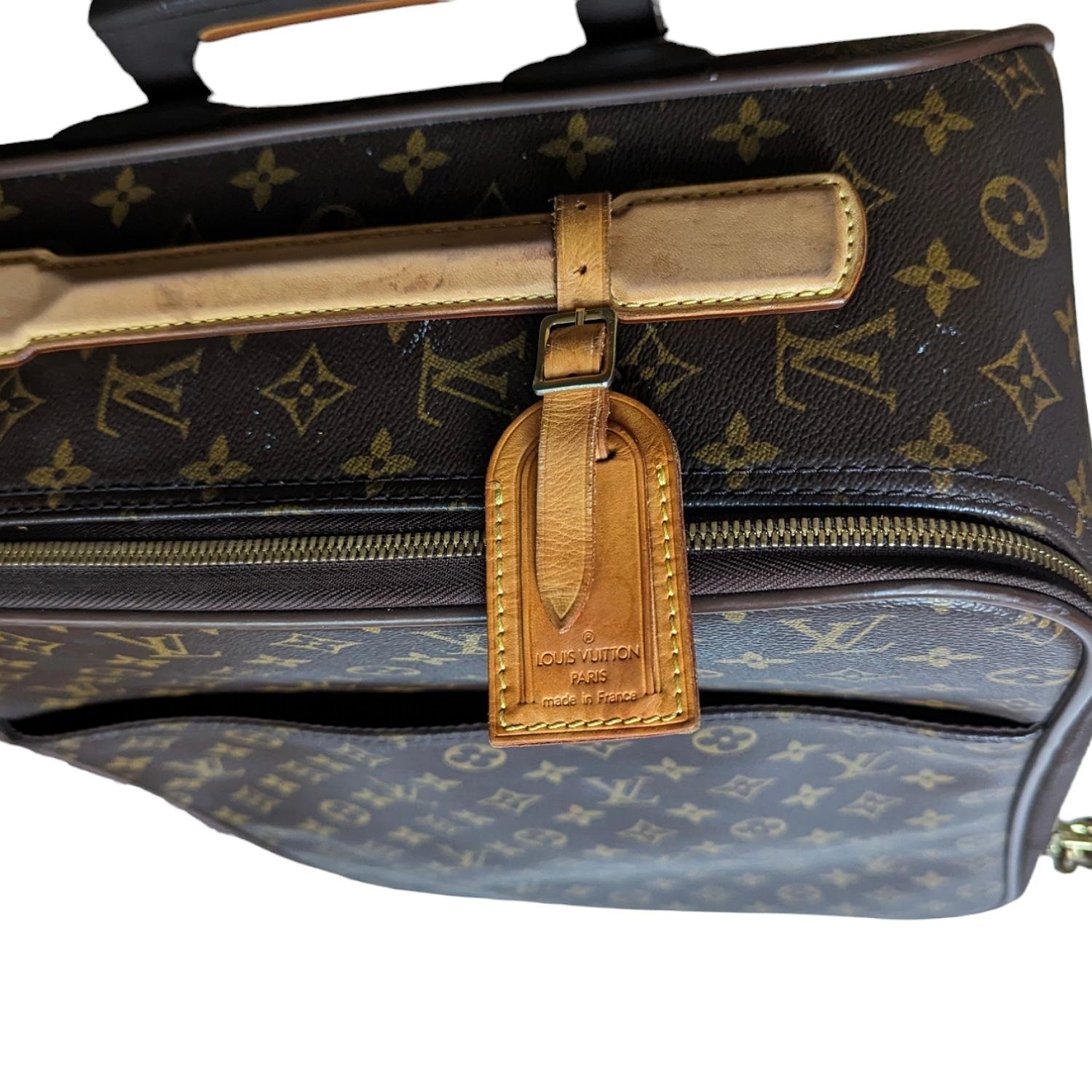 Louis Vuitton Vintage Monogram Canvas Pegase 45 Carry-on For Sale 4