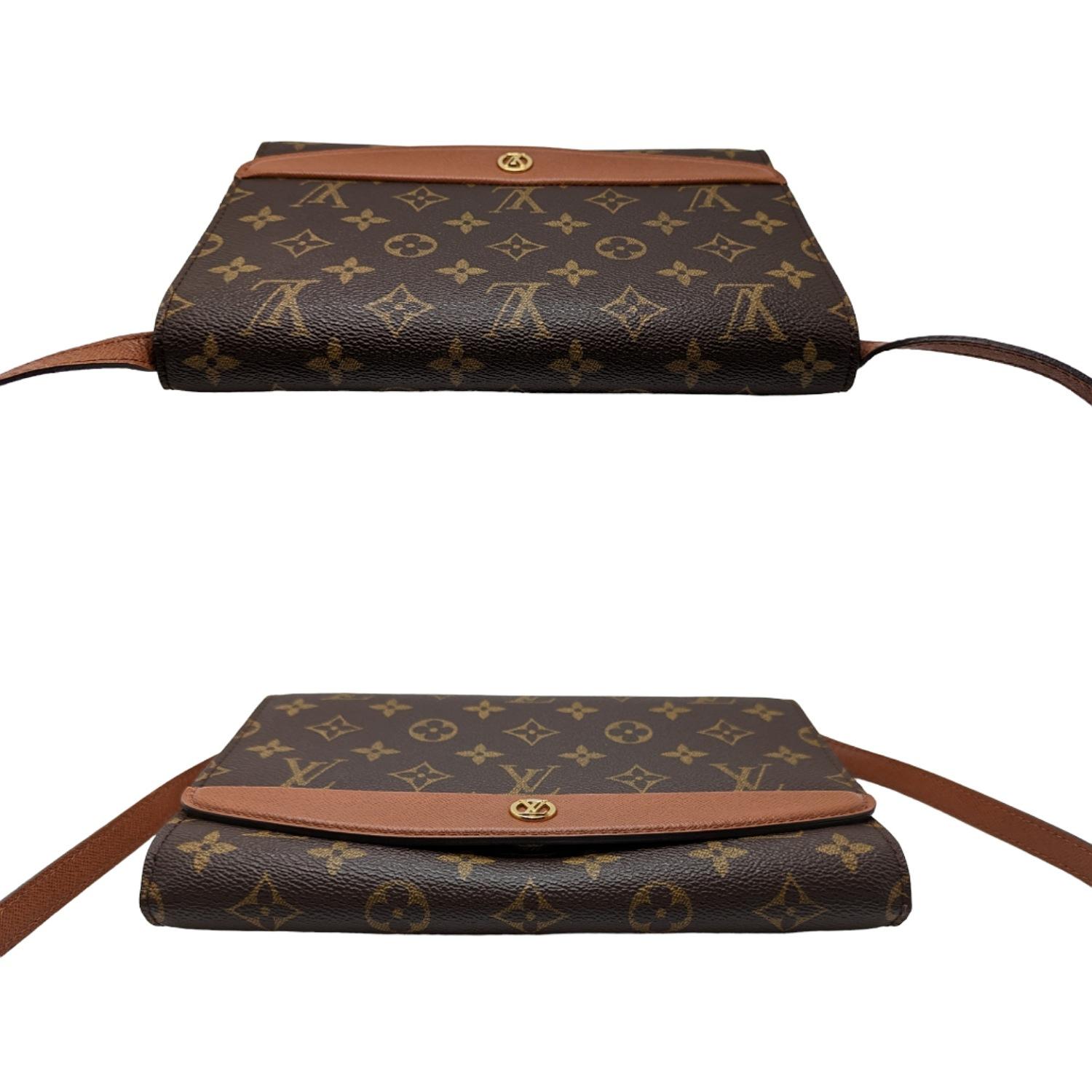 le monogramme crossbody bag in cassandre canvas and smooth leather