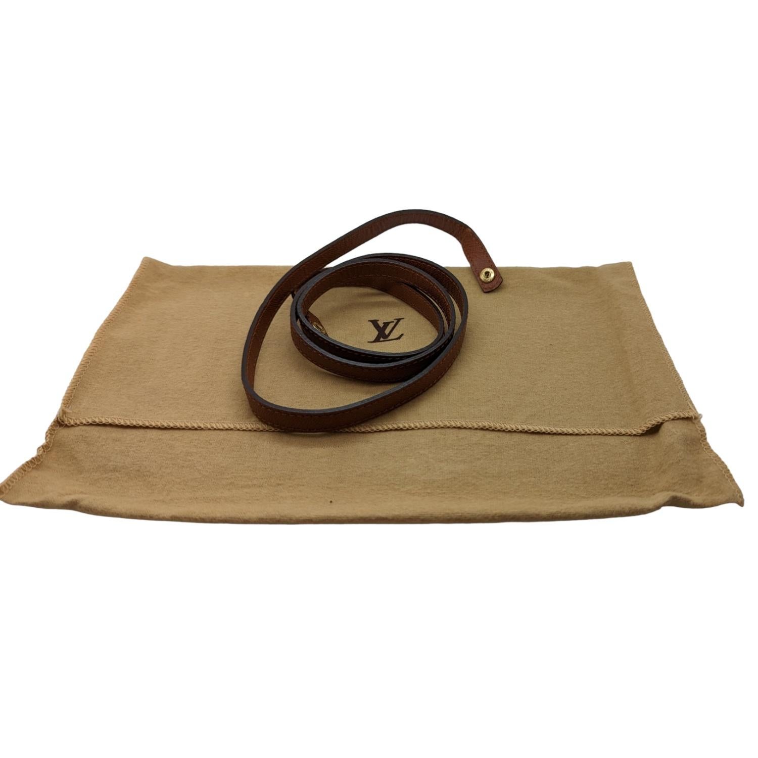 Louis Vuitton Vintage Monogram Canvas Pochette Bordeaux 1