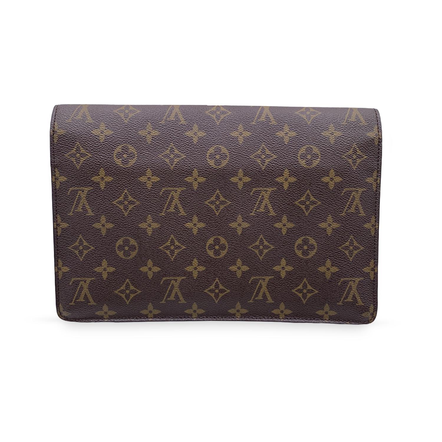 Louis Vuitton Vintage Monogram Canvas Ranelagh Clutch Bag In Good Condition In Rome, Rome