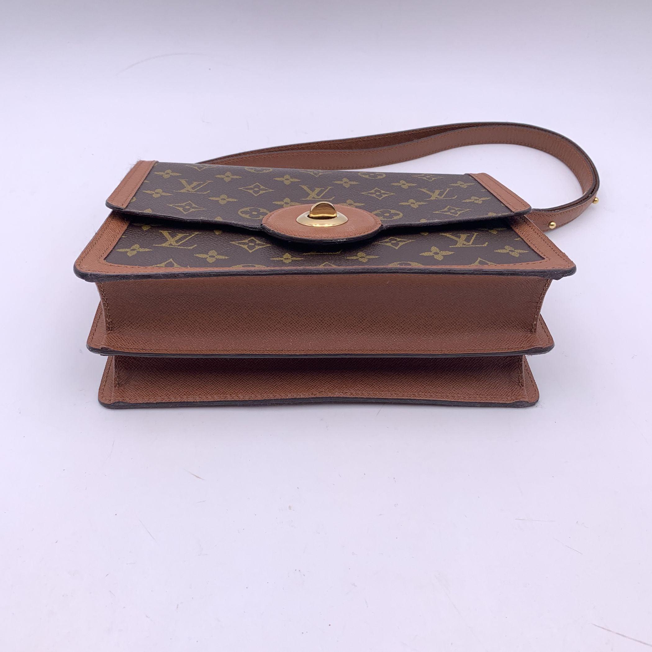Women's Louis Vuitton Vintage Monogram Canvas Raspail Box Shoulder Bag