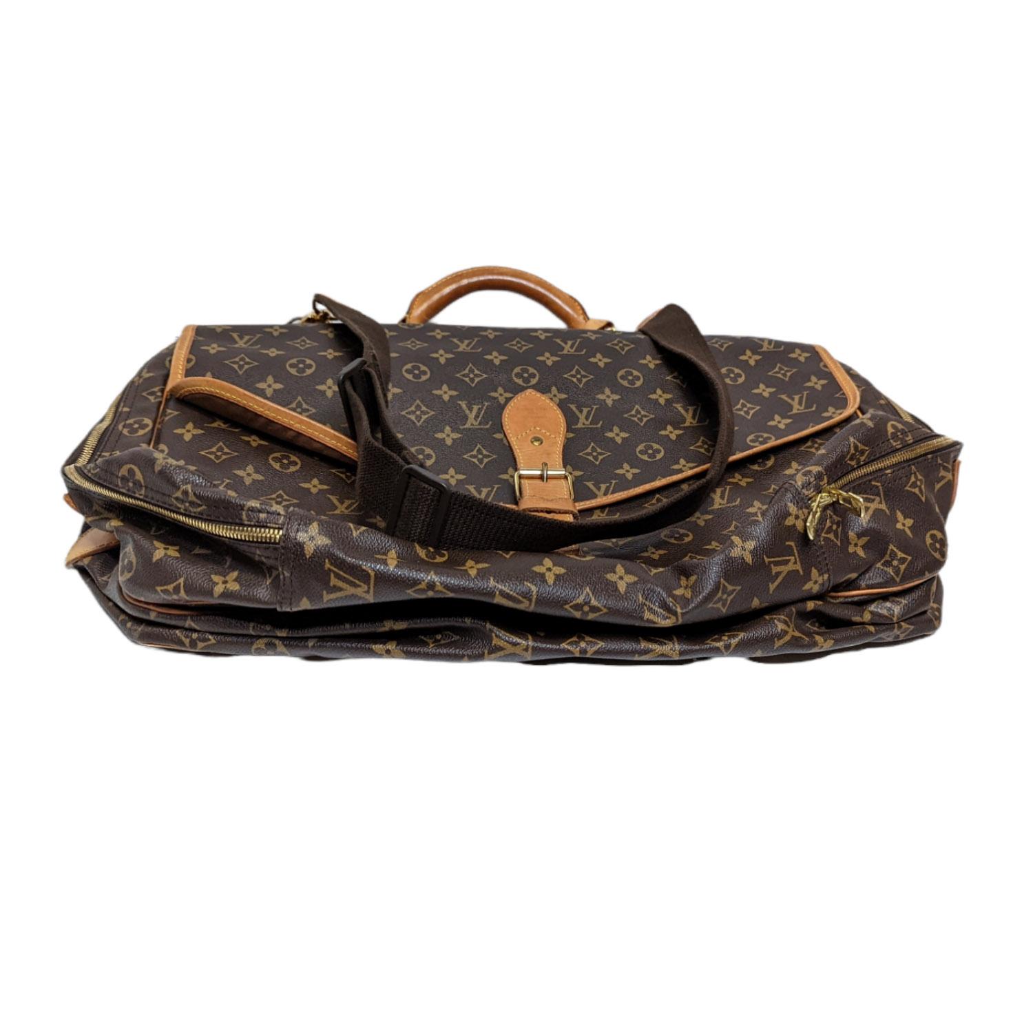 louis vuitton hunting bag