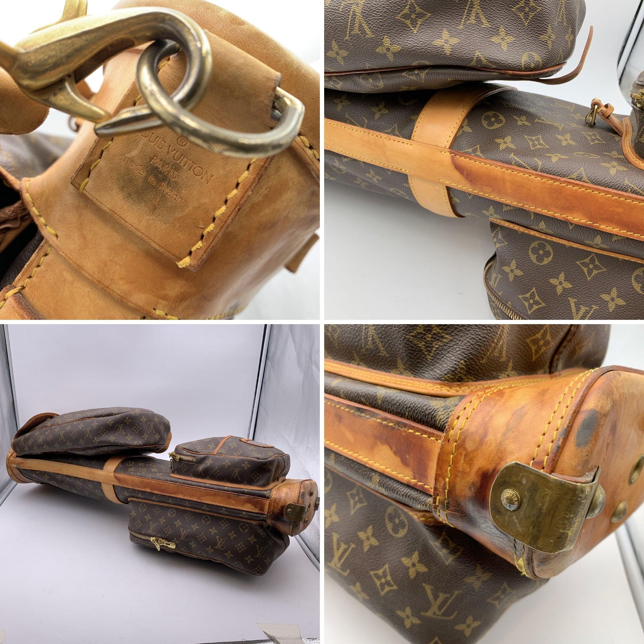 Women's or Men's Louis Vuitton Vintage Monogram Canvas Sac de Golf Sport Shoulder Bag For Sale