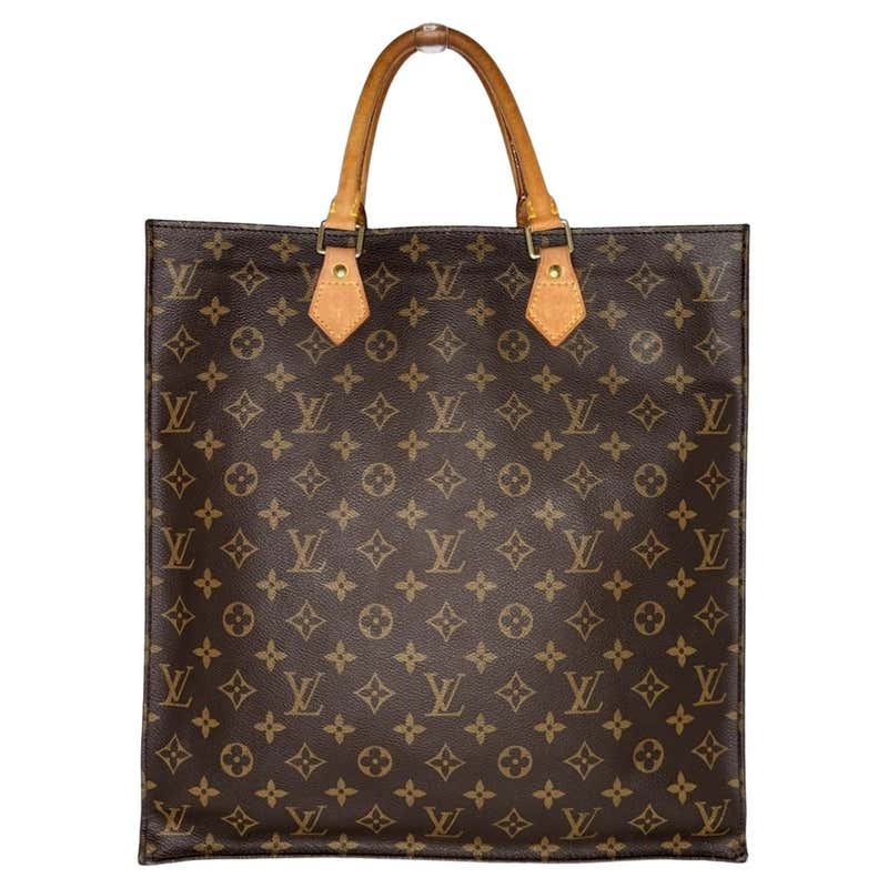 Louis Vuitton Monogram Giant Reverse Canvas Onthego GM Tote For Sale at ...