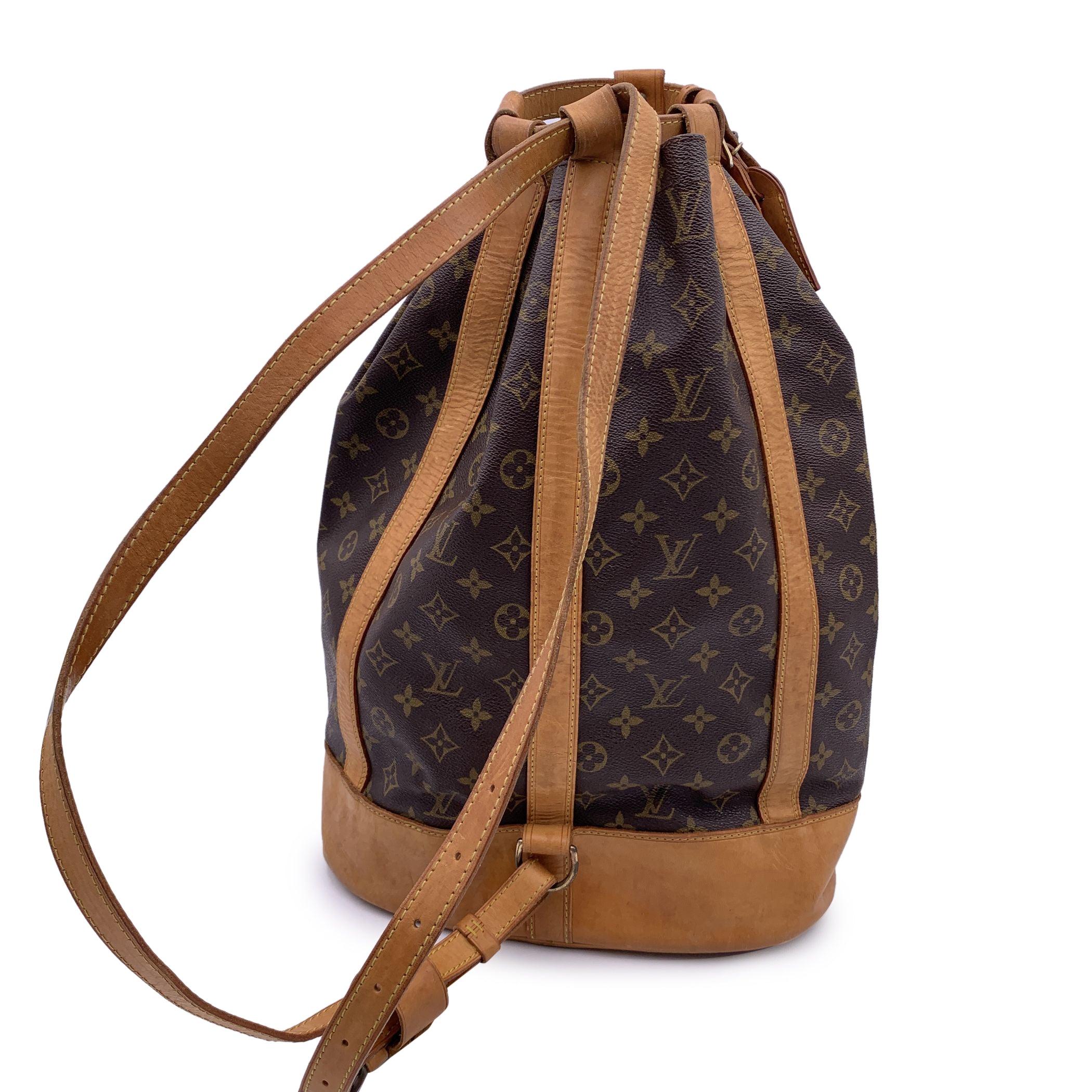 Women's or Men's Louis Vuitton Vintage Monogram Canvas Sac Randonnée Shoulder Bag