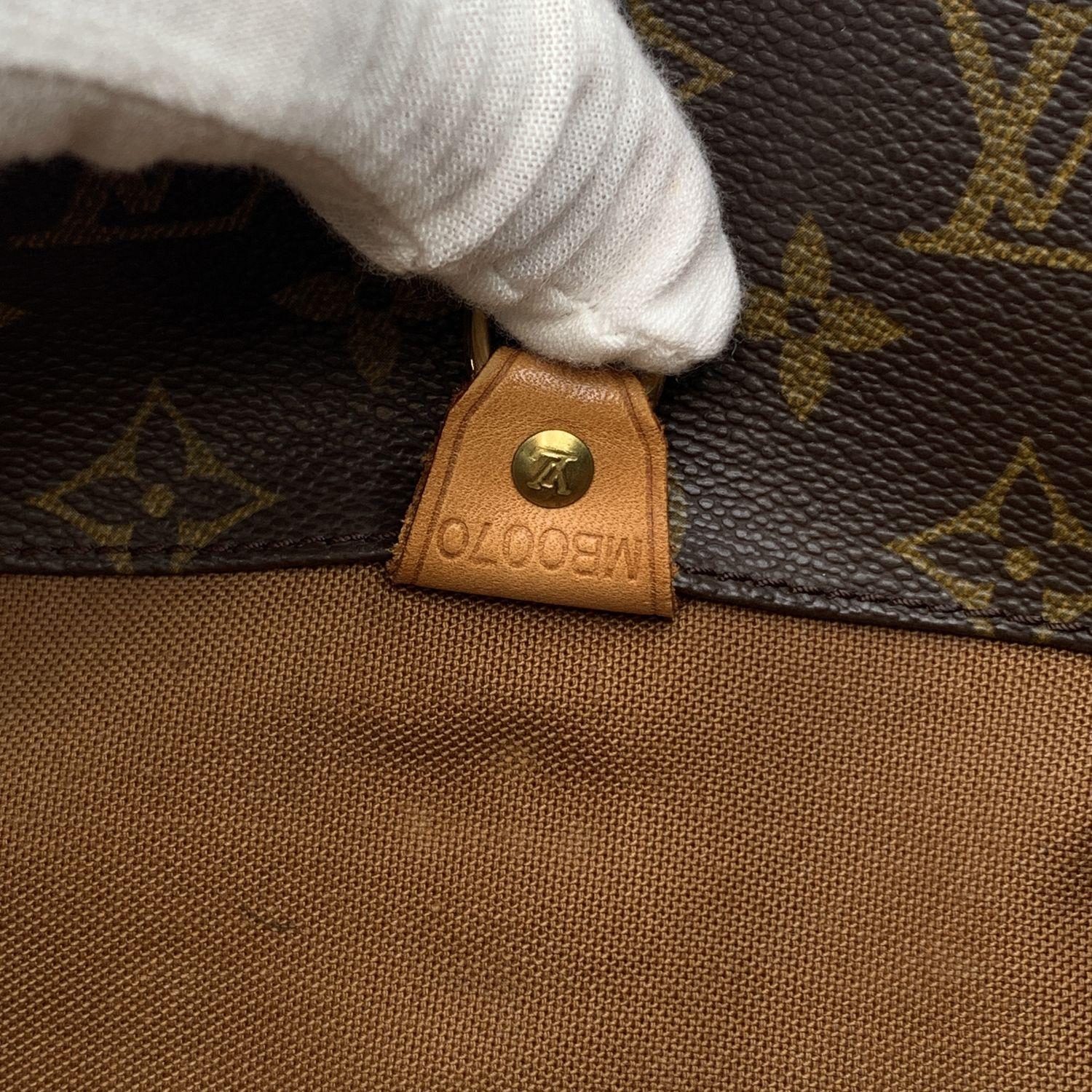 Louis Vuitton Vintage Monogram Canvas Sac Shopping Bag Fourre-tout en vente 3