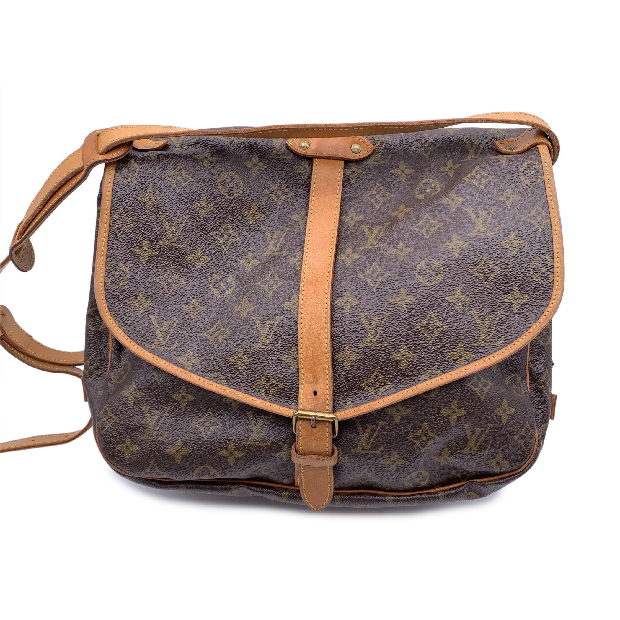 Bolso cruzado Louis Vuitton Vintage Monograma Canvas Saumur 35 Negro