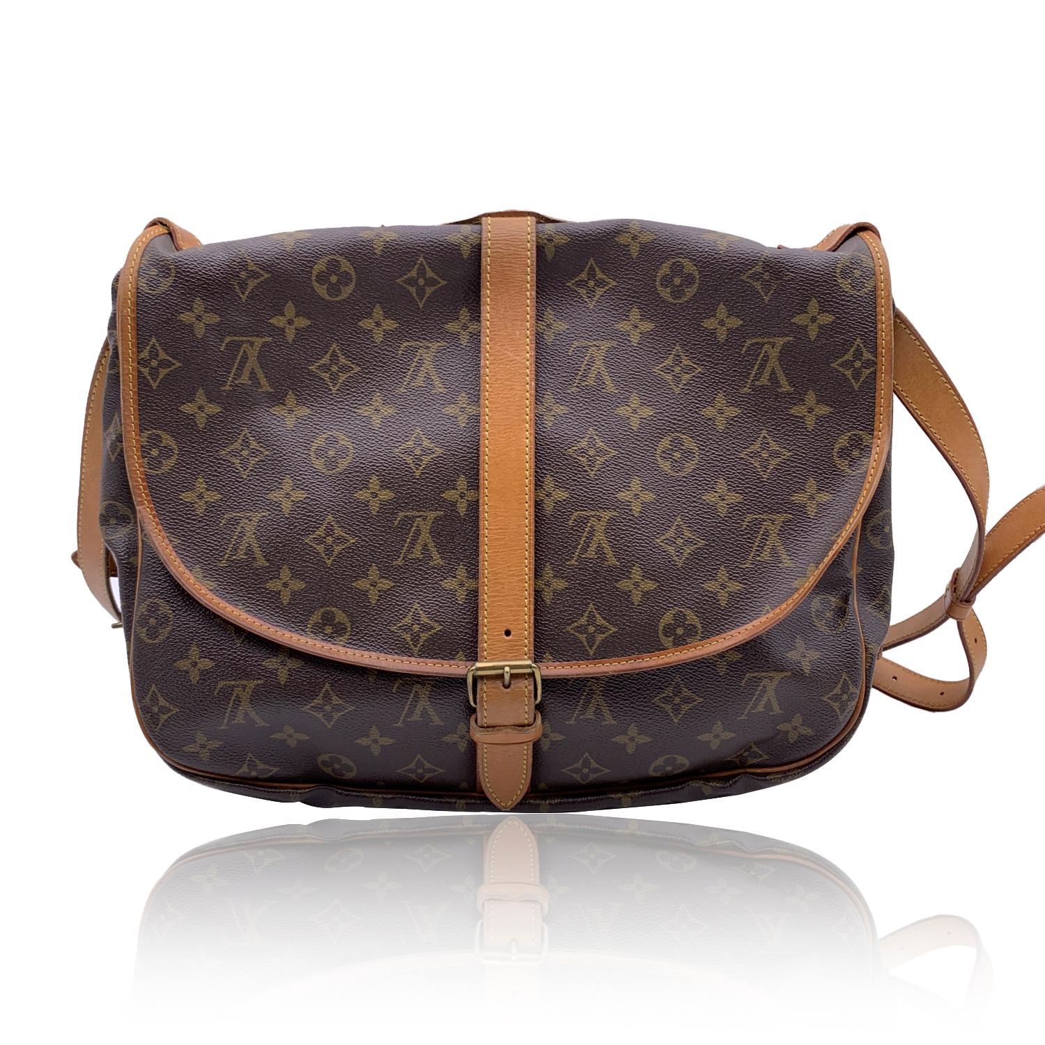 Louis Vuitton Vintage Monogram Canvas Saumur 35 Crossbody Bag