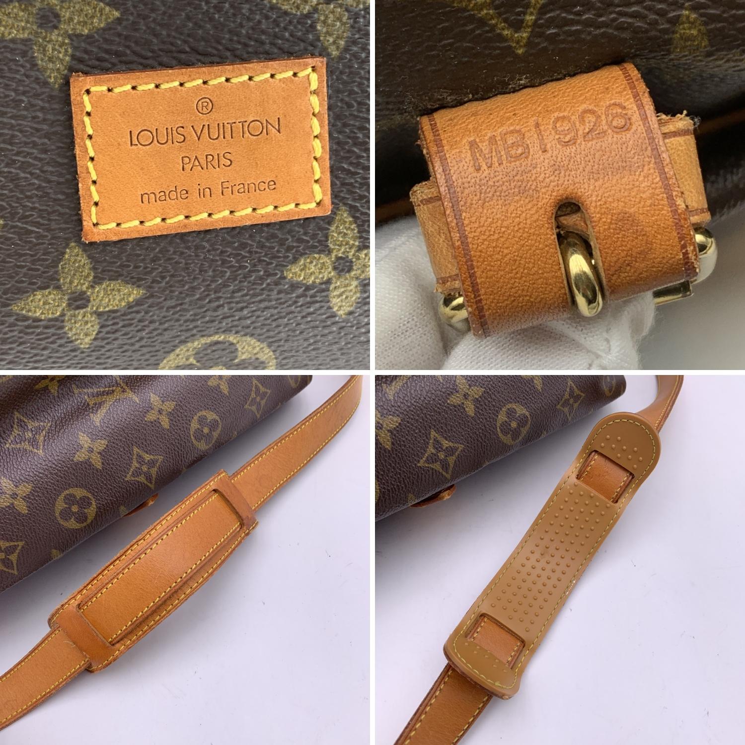 Women's Louis Vuitton Vintage Monogram Canvas Saumur 35 Crossbody Bag