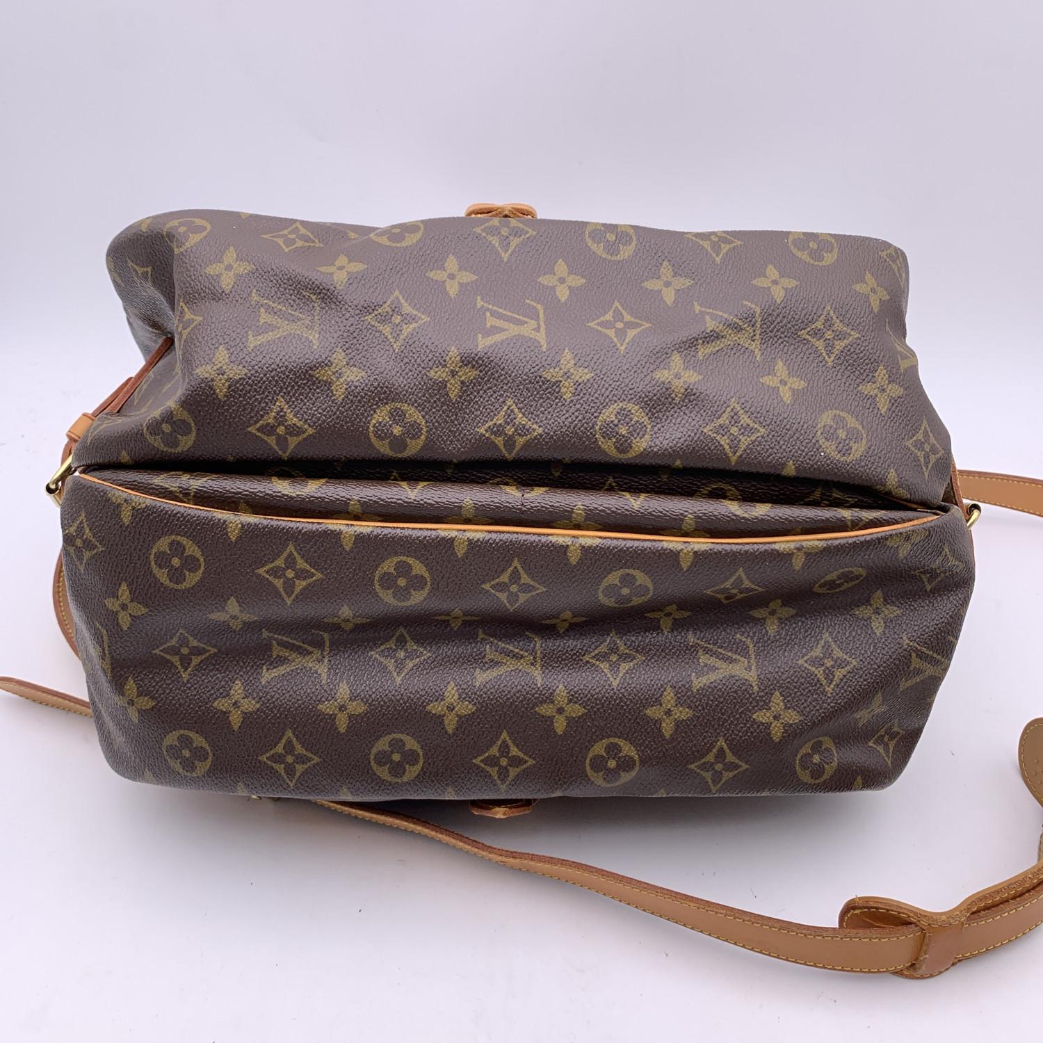 Louis Vuitton Vintage Monogram Canvas Saumur 35 Crossbody Bag 2