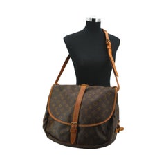 Louis Vuitton Vintage Monogram Canvas Saumur 35 Large Crossbody Bag