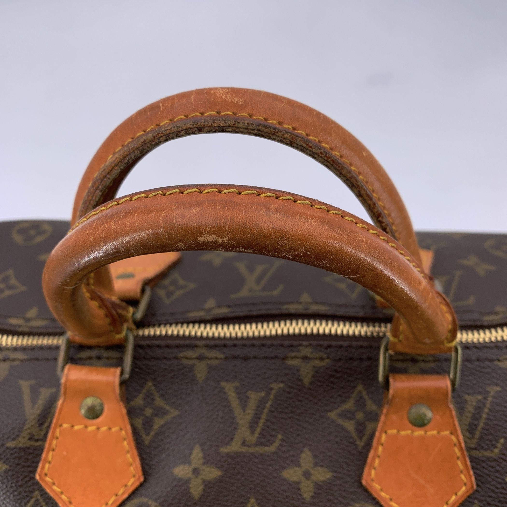 Louis Vuitton Vintage Monogram Canvas Speedy 40 Duffle Bag en vente 2