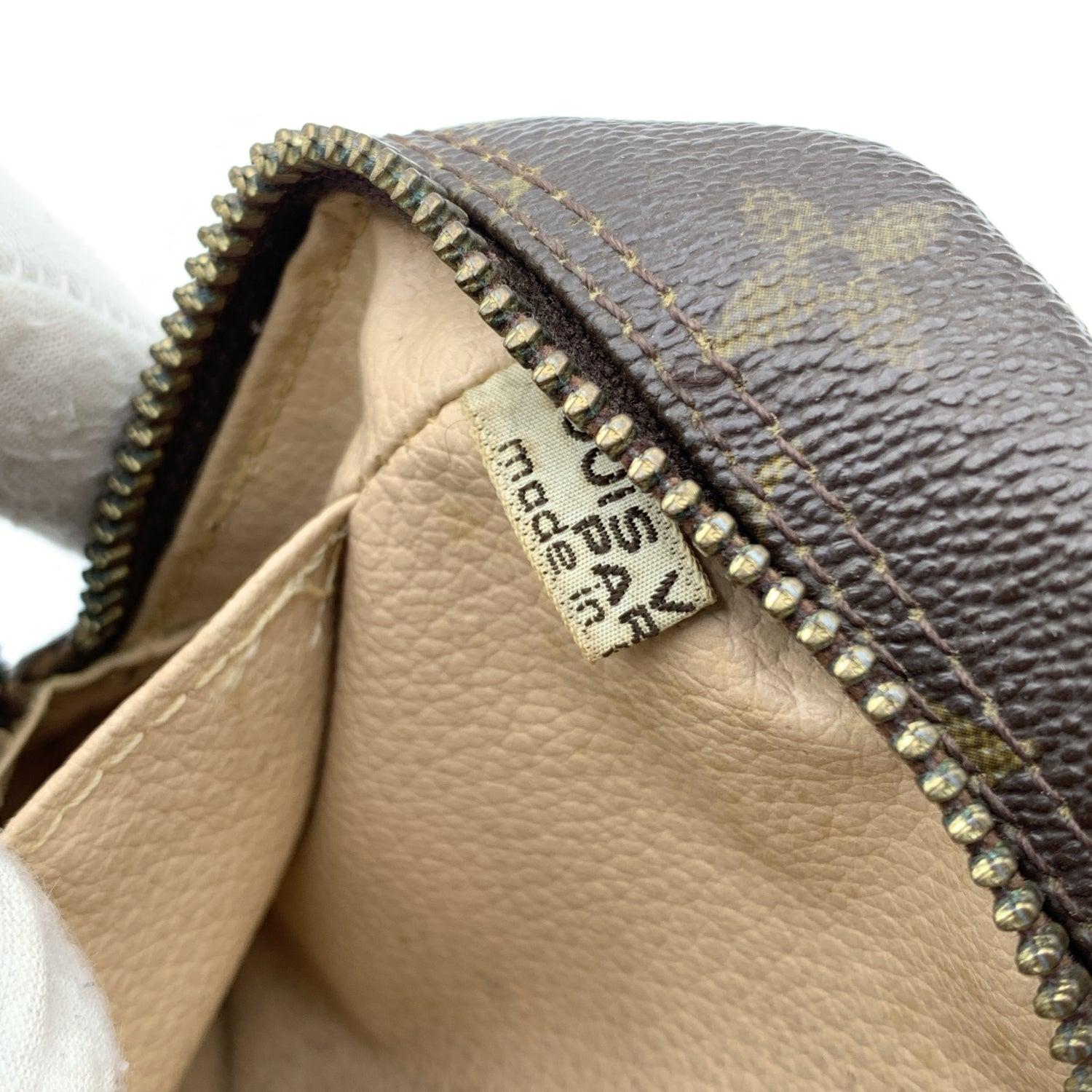 Louis Vuitton Vintage Monogram Canvas Toiletry 23 Cosmetic Bag 1
