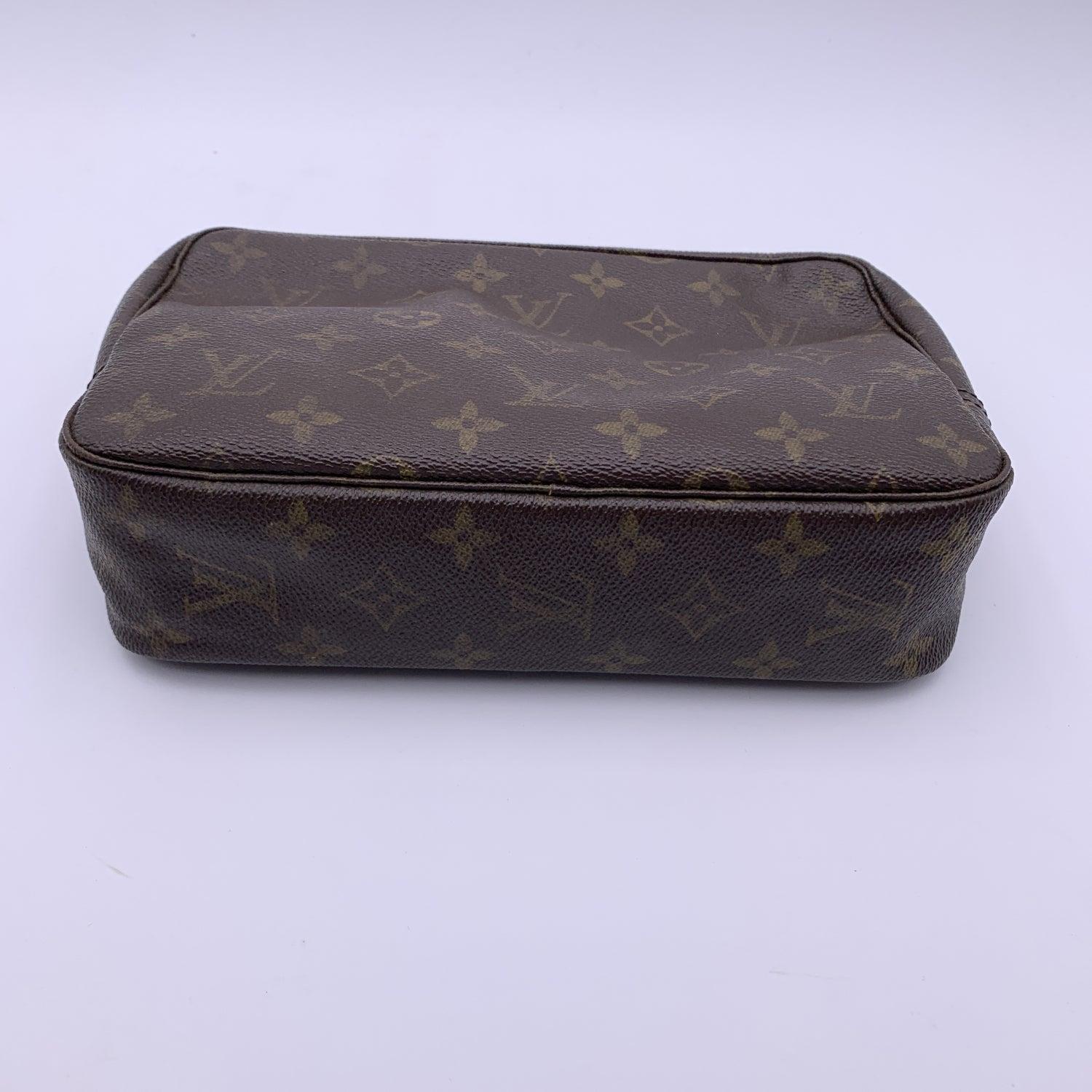 Louis Vuitton Vintage Monogram Canvas Toiletry 23 Cosmetic Bag 3