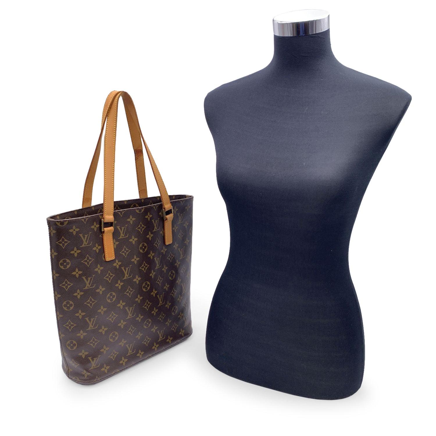 Louis Vuitton Monogram Canvas Vavin GM Tote Shoulder Bag. Leather handles. Open top. Portitioned cocoa fabric lining with a zipper pocket. Golden brass pieces. 1 interior zip pocket and 2 side open pockets inside. D ring inside. 'LOUIS VUITTON Paris
