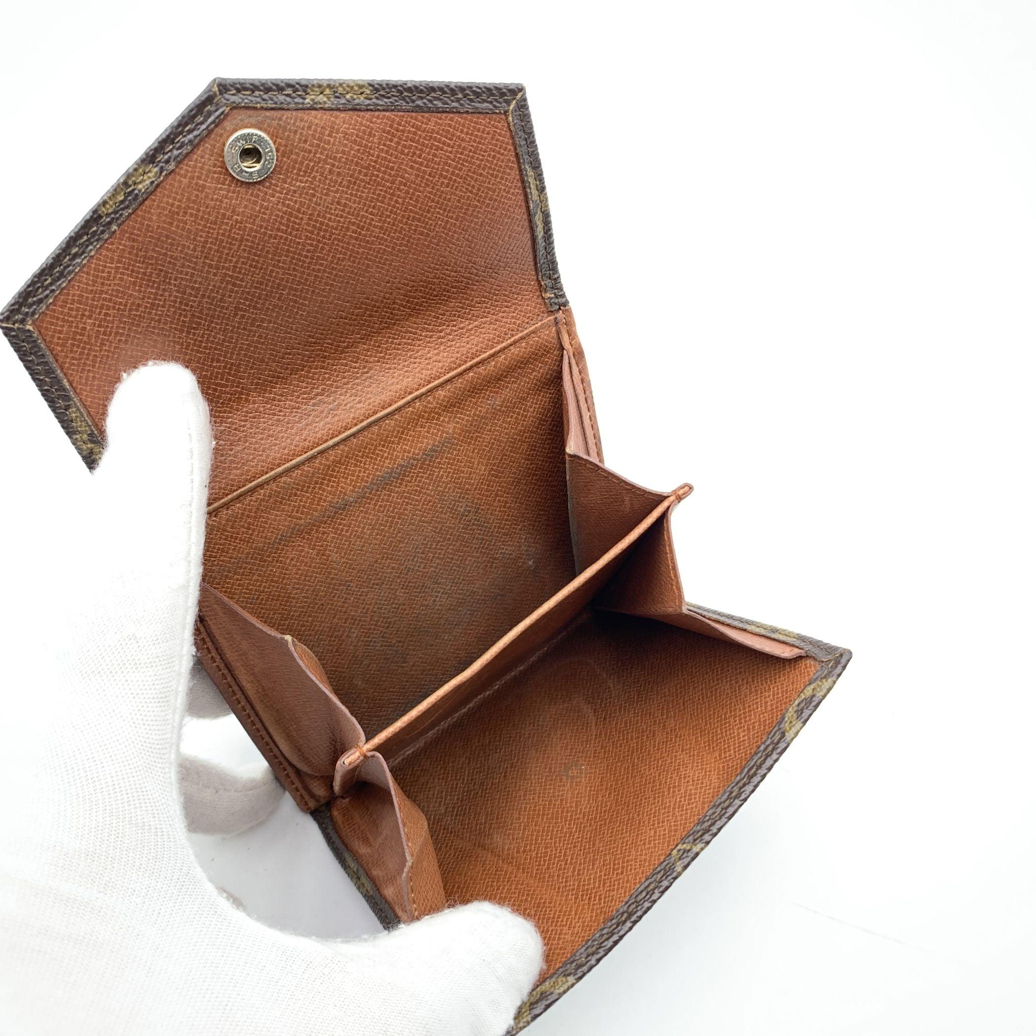 Women's or Men's Louis Vuitton Vintage Monogram Compact Double Flap Wallet M61652