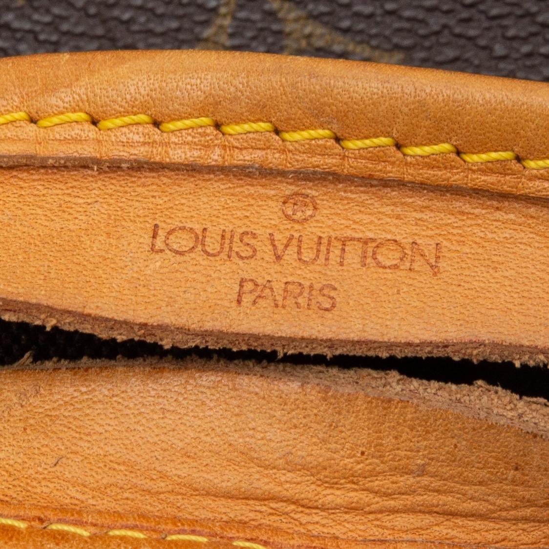Louis Vuitton - Sac à vêtements vintage à monogrammes (1993) en vente 4