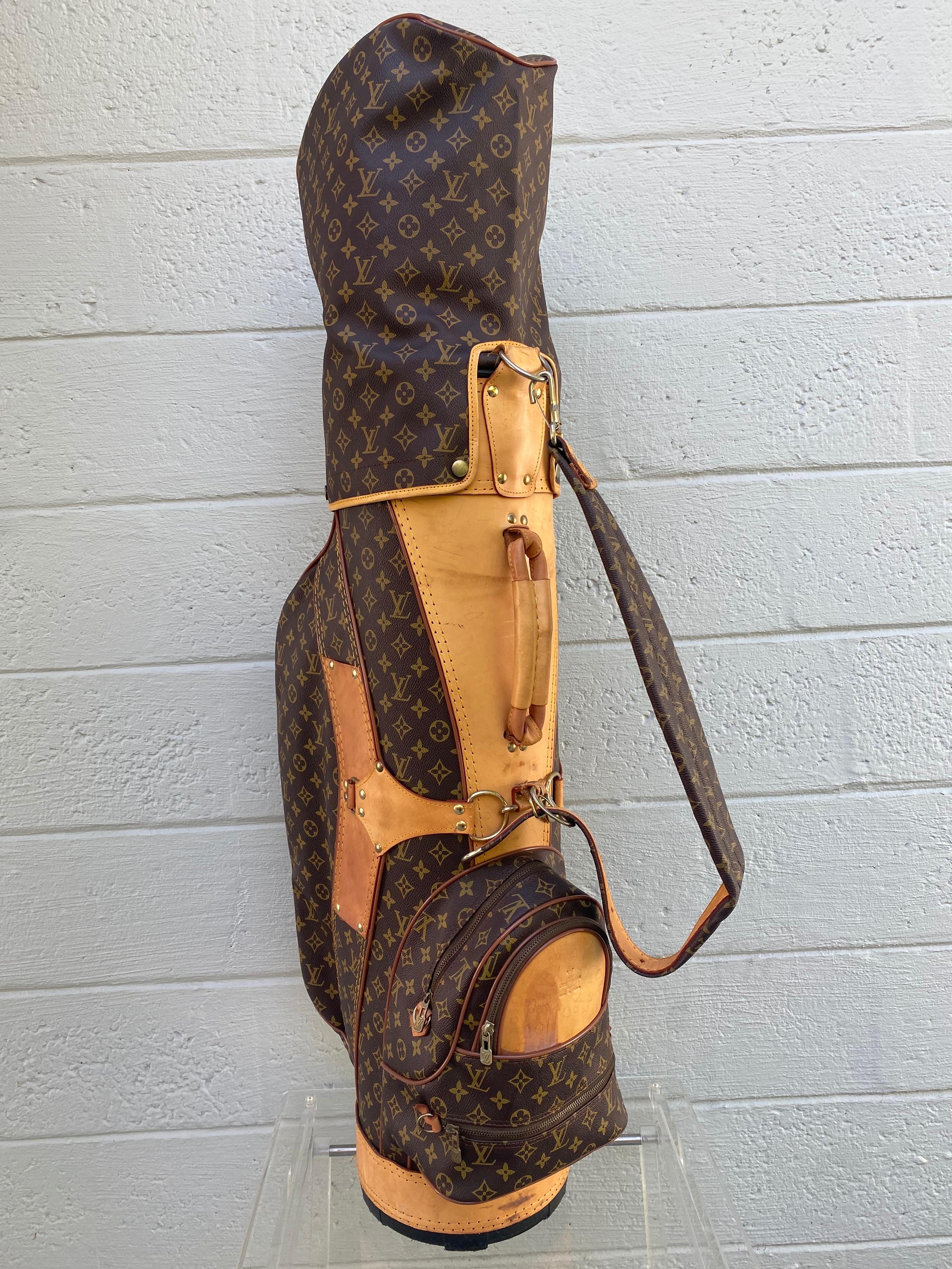 The vintage Louis Vuitton golf bag takes timeless creation to a new level of sophistication and charm. Made from the finest materials that you would expect from the Louis Vuitton House. When not in use for your golf travels, it would make a