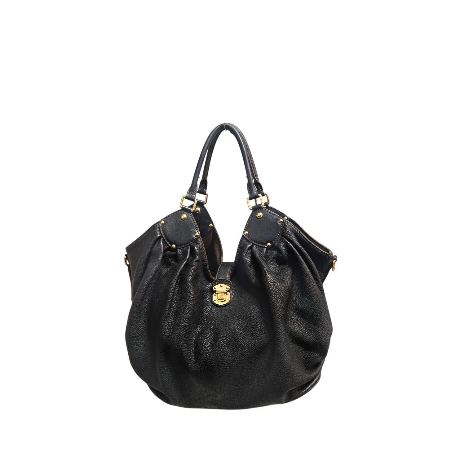 Louis Vuitton Vintage Monogram Mahina L Hobo Tasche (Schwarz) im Angebot