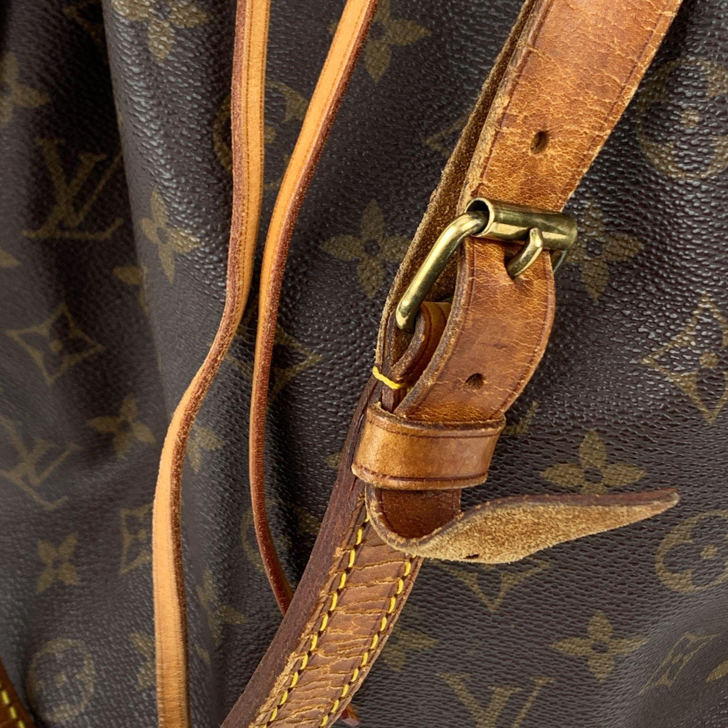 Louis Vuitton Vintage Monogram Petit Noe Shoulder Bag with Defects 7
